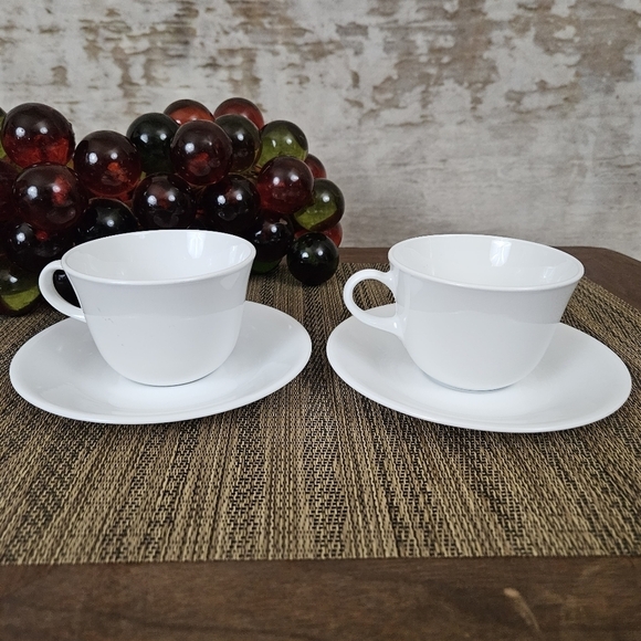 Vintage 1970s Corelle by Corning Solid White Tea Cup & Saucer Set of 2 - Picture 4 of 11